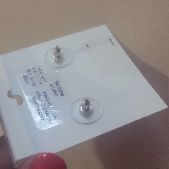 Kate Spade earrings - Picture 5 of 6